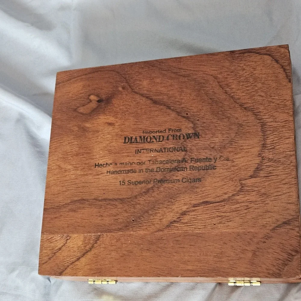 Diamond Crown Robusto No.3 Empty Cigar Box Wooden Velvet Lined‎ Hinged Humidor